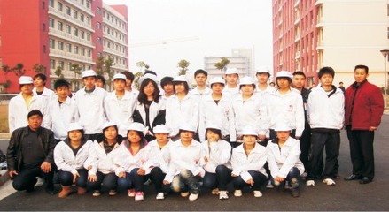 2015年湖南輕工高級(jí)技工學(xué)校企業(yè)冠名班招生計(jì)劃 校企合作，精準(zhǔn)培養(yǎng)技術(shù)人才